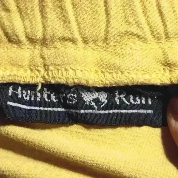 Hunters Run Butter yellow walking shorts | Vintage | High waisted | Small - Picture 4 of 6